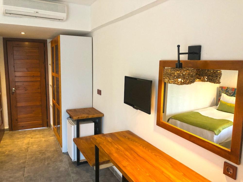 Butikhan Hotel Gündoğan Esterno foto