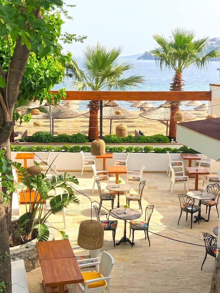 Butikhan Hotel Gündoğan Esterno foto